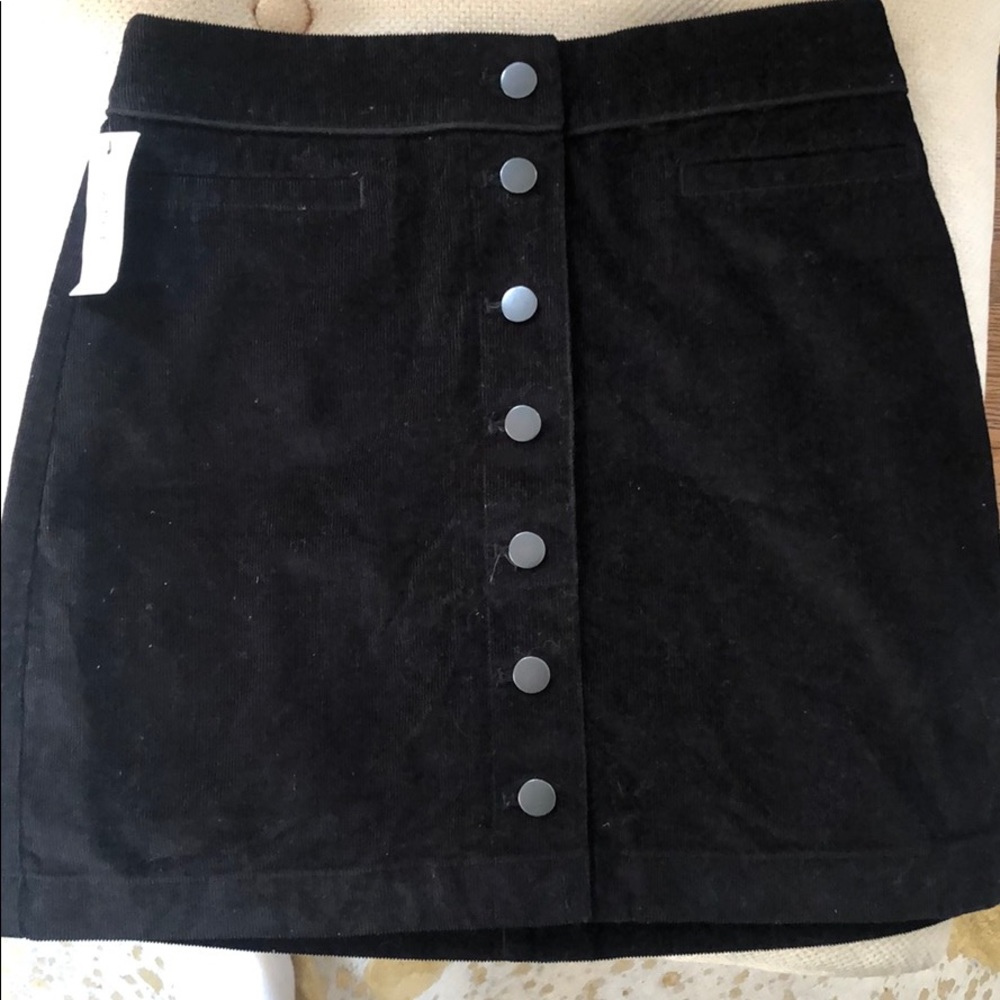 BRAND NEW - Wilfred Black Corduroy Skirt